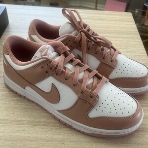 Women’s Nike Dunk Low size 9.5 color: rose